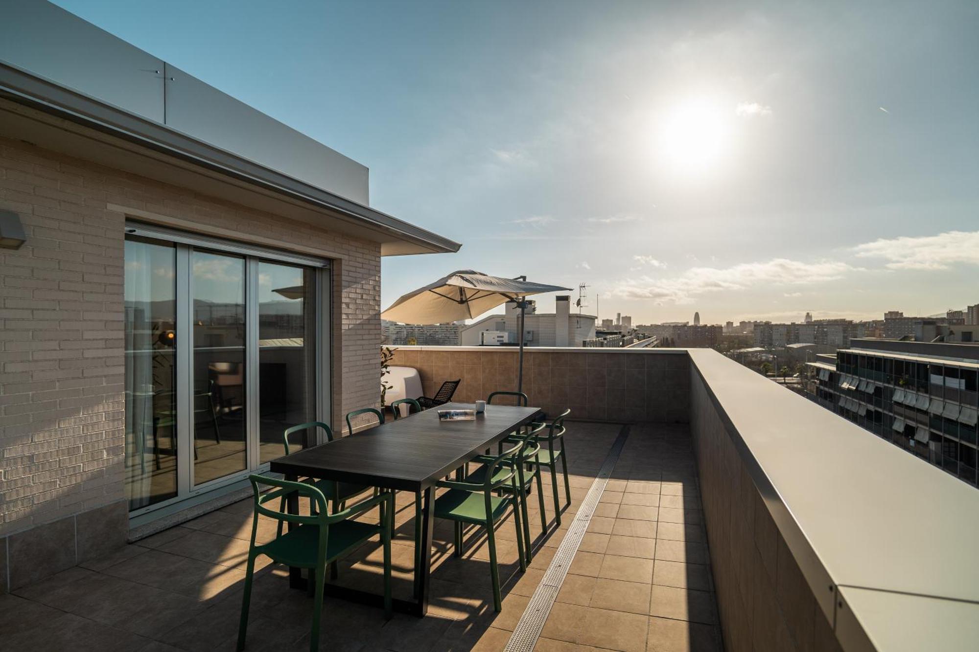 Port Forum Apartments By Olala Homes Sant Adria de Besos Exterior photo