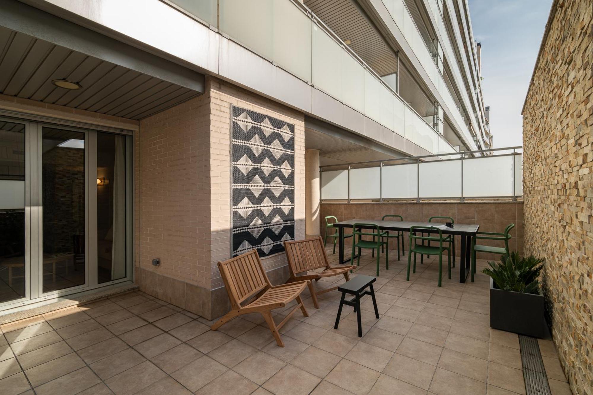 Port Forum Apartments By Olala Homes Sant Adria de Besos Exterior photo
